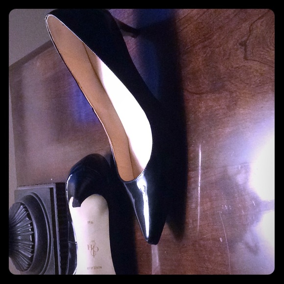 Shoes - Picture 1 of 2